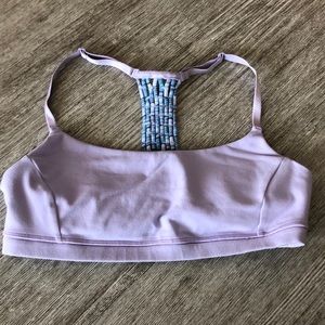 Size 6 lulu bra
